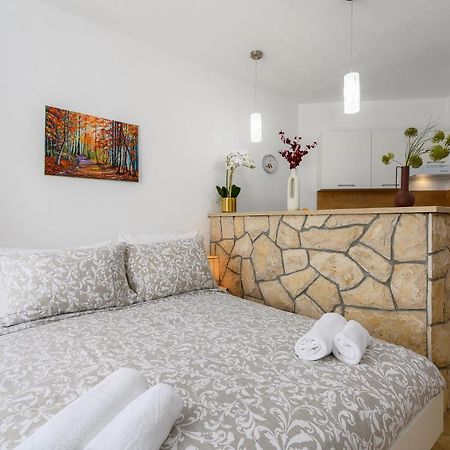 Apartments Drenje 294 Εξωτερικό φωτογραφία